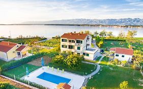 Villa Marija Nin